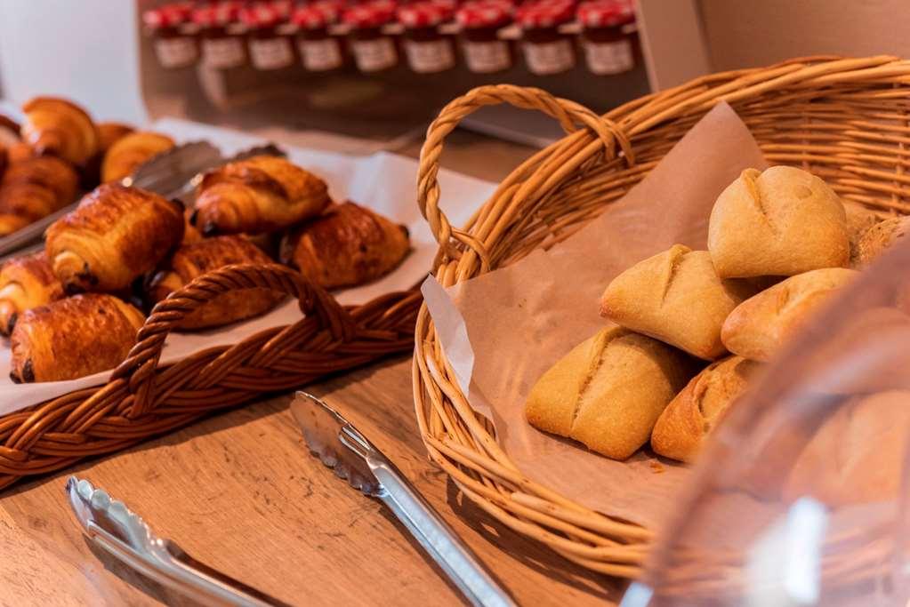 Cerise Nantes La Beaujoire Aparthotel Restoran gambar